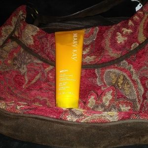 Classic Suede Shoulder handbag with cream